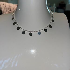 choker necklace
